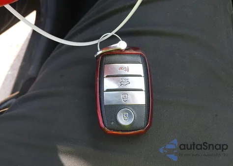 2019 Kia Optima S z USA, uszkodzony, nr VIN 5XXGT4L39KG363238